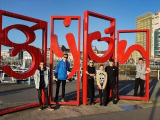 Február: Rozbehli sa mesačné stáže v rámci projektu Erasmus+. Stihli sme návštevu v španielskom Gijóne a v poľskom Brzesku. Veríme, že v nadchádzajúcom roku dokončíme ďalšie stáže a prezradíme, že okrem tradičného Hannoveru a Českej republiky, nás čaká aj nová spolupráca s Fínskom a na Cypre.