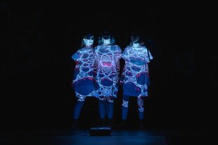 Zväčšiť fotografiu - Medzi sklom a nitkou